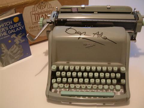 Douglas Adams\' Typewriter